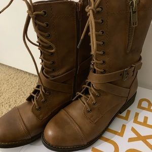 Bullboxer Boots